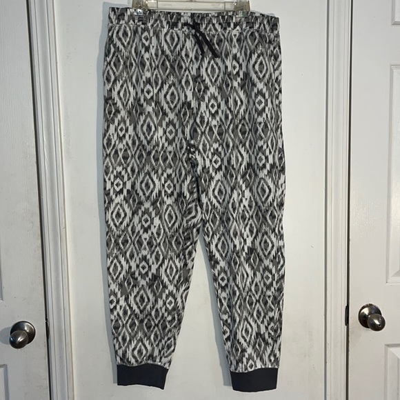 LuLaRoe Pants - LuLaRoe joggers 2XL lovingly worn